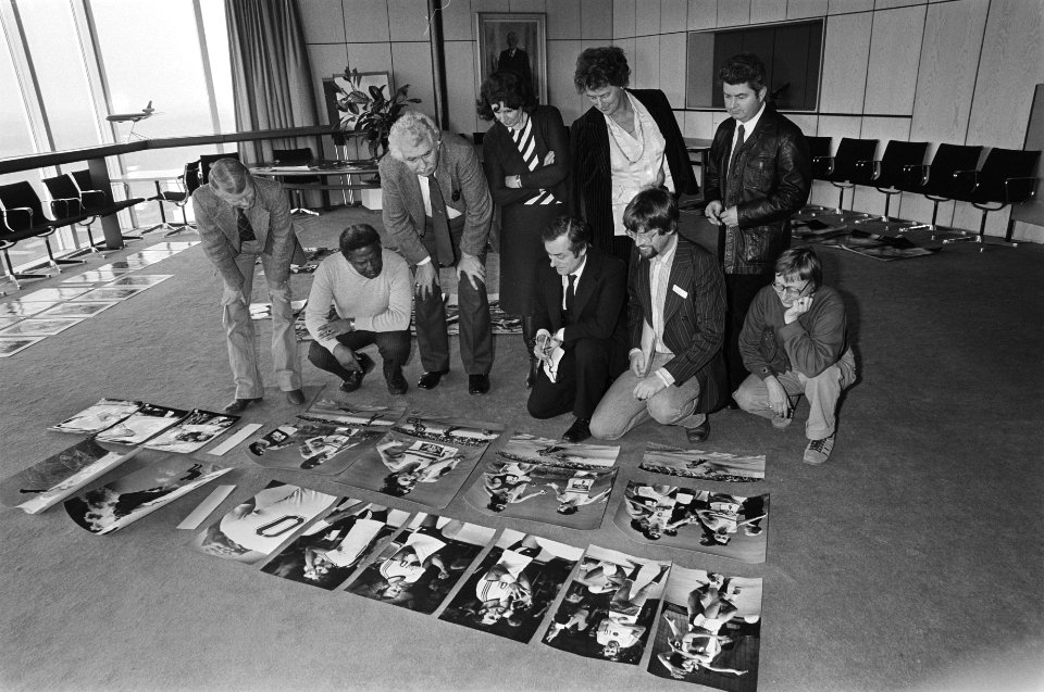 Jurering World Press Photo begonnen op hoofdkantoor van KLM in Amstelveen, jury , Bestanddeelnr 931-3216
