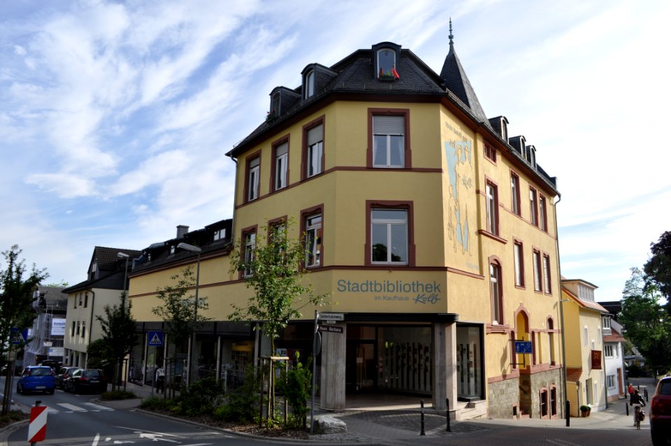 Königstein, Stadtbibliothek im Kaufhaus Kolb