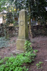 Königstein, St. Marien, Grabobelisk