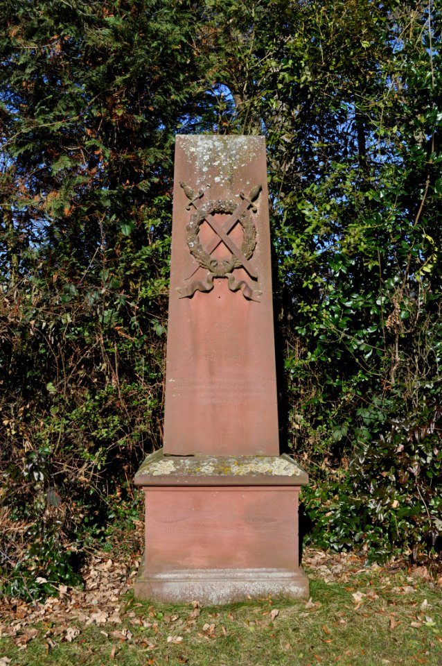 Köppern, Zum Köpperner Tal, Ehrenmal 1870-71