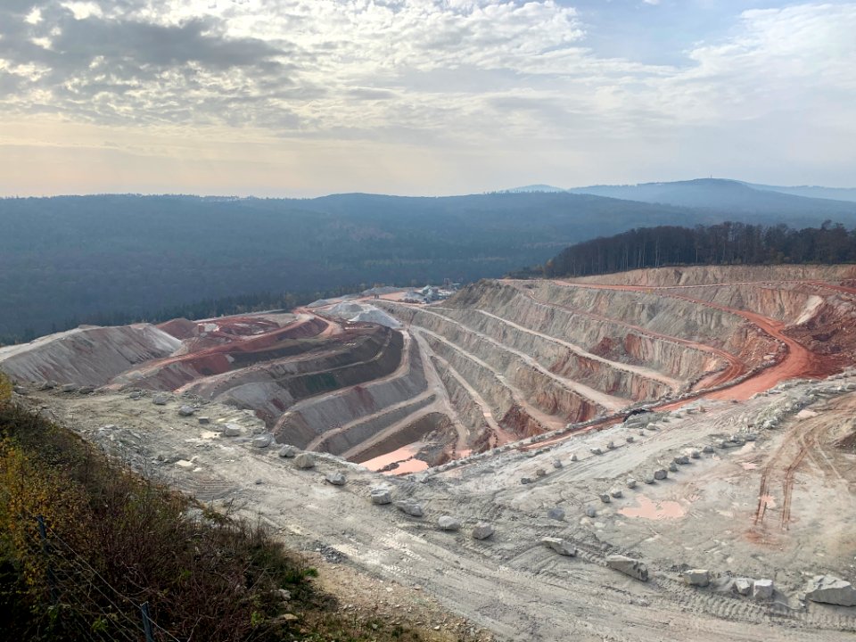 Köppern, Taunus-Quarzitwerke 2020 (3)