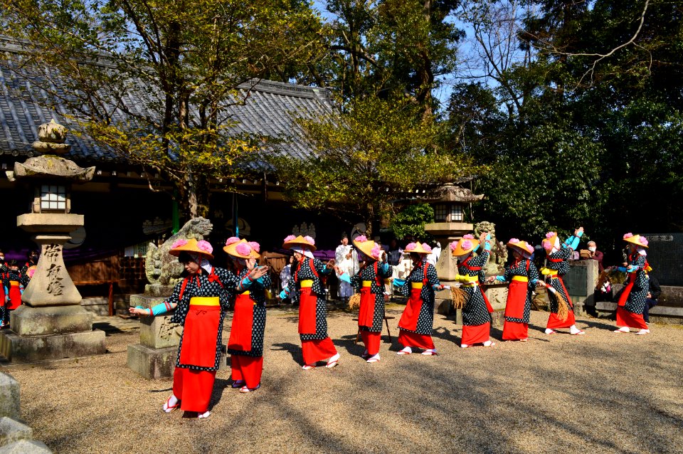Kagamitsukuri-jinja, Otauesai