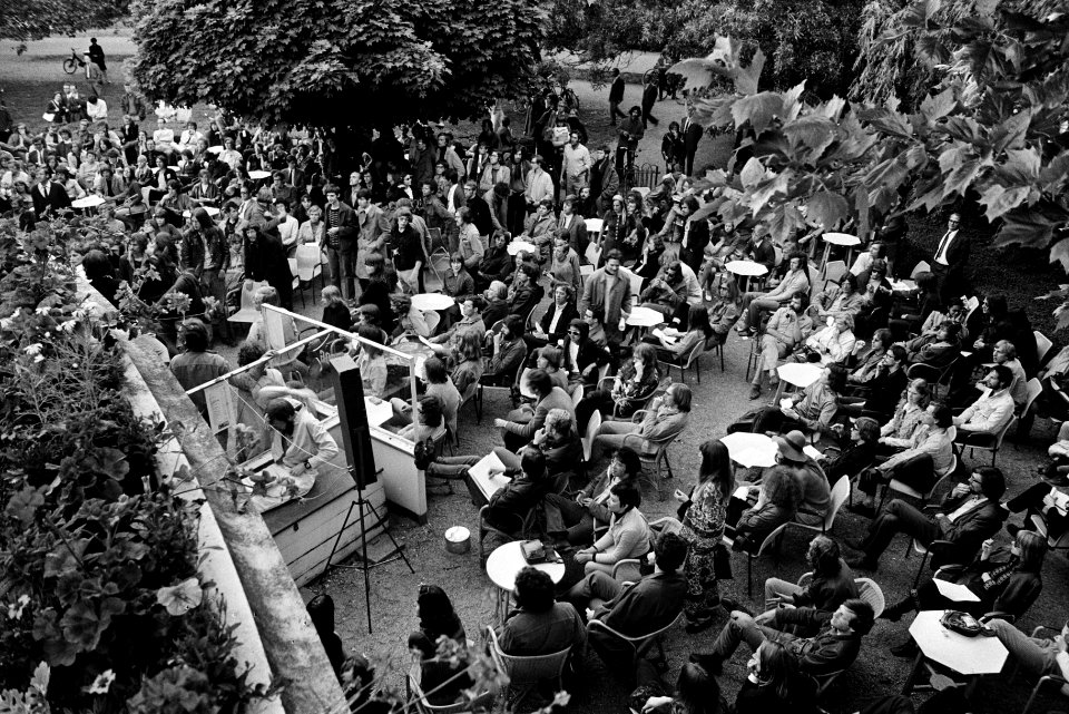 Kabouters hielden vergadering in Vondelpark overzicht, Bestanddeelnr 923-5731