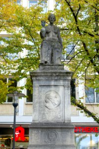 Justus von Liebig-Denkmal - Darmstadt, Germany - DSC09895