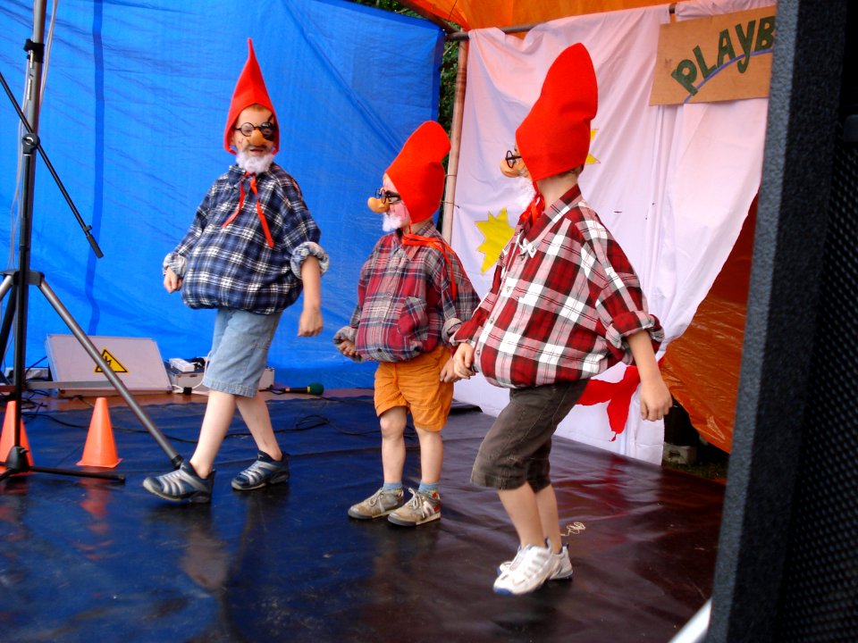 Kabouter Plop kabouterdans in playback, Dukendam Nijmegen 2007