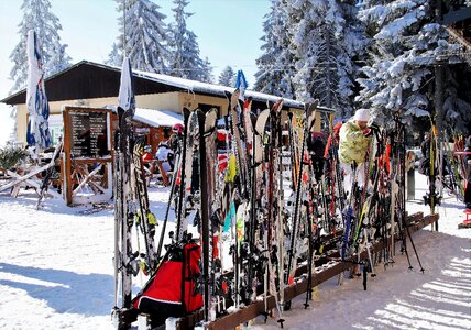 Skiing area pause rest