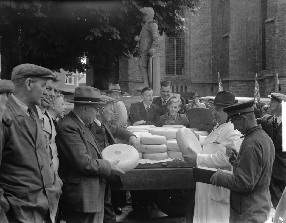 Kaasmarkt in Barneveld, Bestanddeelnr 904-6073