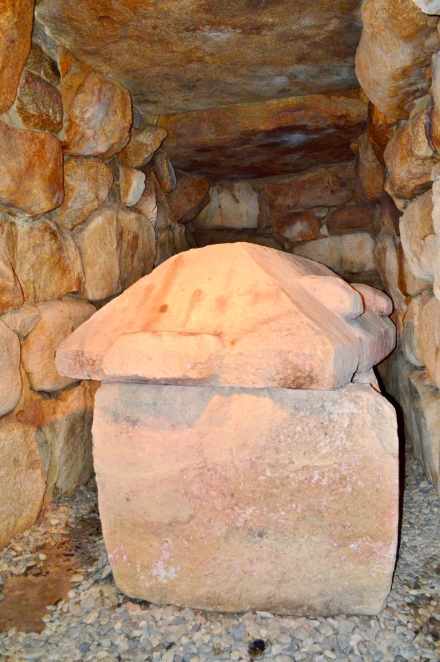 Kabutoyama Kofun (Yasu), genshitsu