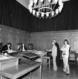 Kabouterraadslid Melvin Visser voor kantonrechter mr. C. Goekoop (VVD-gemeenter…, Bestanddeelnr 926-5742