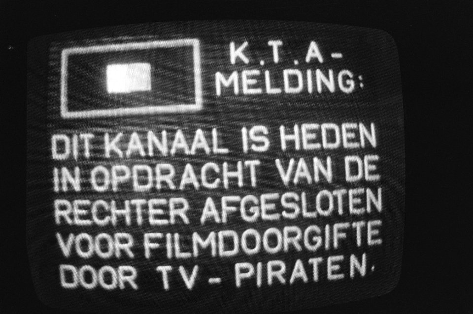 Kabeltelevisie, doorgifte, afsluiting, lokale televisie, Bestanddeelnr 931-7288