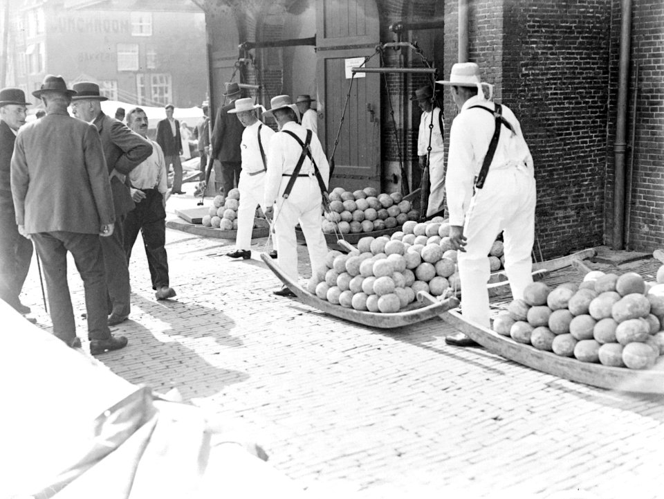 Kaasmarkt in Alkmaar, Bestanddeelnr 252-1442