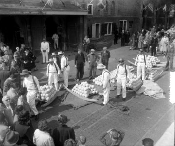 Kaasmarkt te Alkmaar 1e in het seizoen, Bestanddeelnr 905-6980