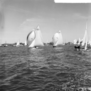 Kaagweek 1963 . De Regenbogen gaan voor de wind., Bestanddeelnr 915-3701