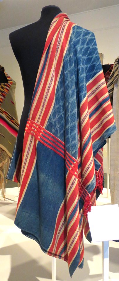 Ka do (blanket) from Laos, Honolulu Museum of Art 12604.1