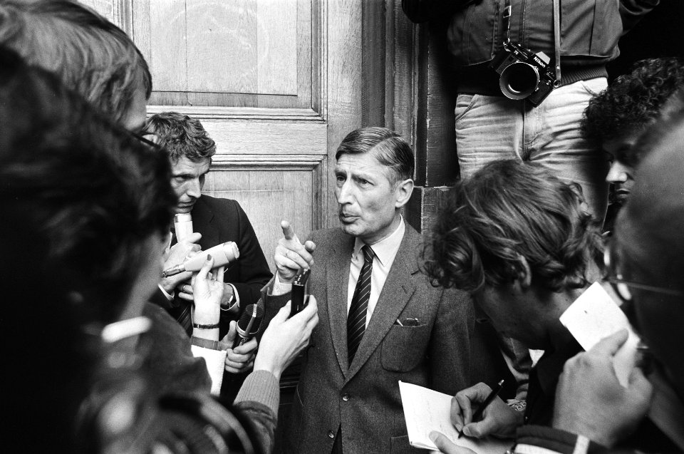 Kabinetsberaad over voorjaarsnota in crisissfeer Van Agt na afloop, Bestanddeelnr 932-1539