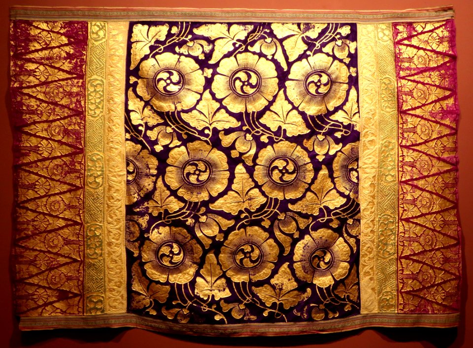 Kain perada (ceremonial hanging) from Indonesia, Honolulu Museum of Art 10464.1
