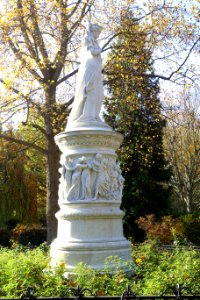 Königin Luise by Erdmann Encke - Großer Tiergarten, Berlin, Germany - DSC09502