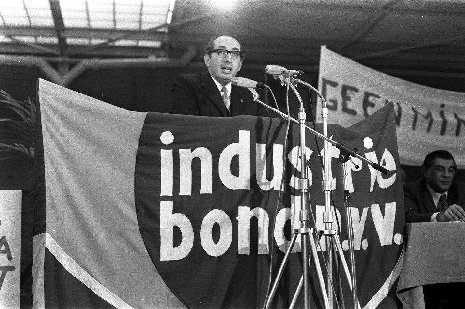 Kadervergadering van Industriebond van NVV in Merwedehotel Utrecht, voorzitter A, Bestanddeelnr 925-3134
