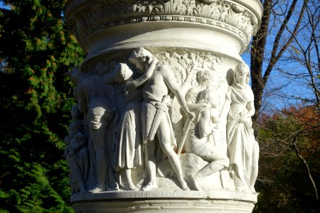 Königin Luise by Erdmann Encke (detail) - Großer Tiergarten, Berlin, Germany - DSC09497