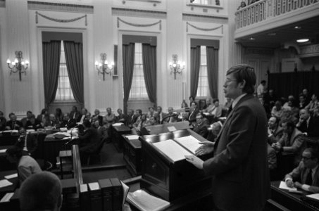 Kabinet Den Uyl eerste keer in Tweede kamer voor afleggen regeringsverklaring, W, Bestanddeelnr 926-4388