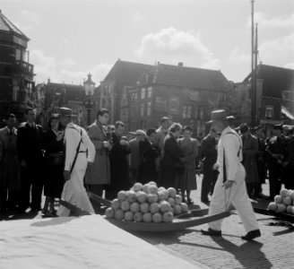 Kaasmarkt Alkmaar serie. Kaasdragers, Bestanddeelnr 905-0755