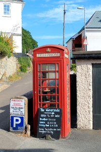 K6 Telephone Kiosk, Flushing Quay