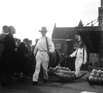 Kaasmarkt Alkmaar serie. Kaasdragers, Bestanddeelnr 905-0756