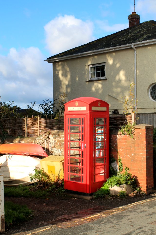 K6 Telephone Kiosk, The Strand 02