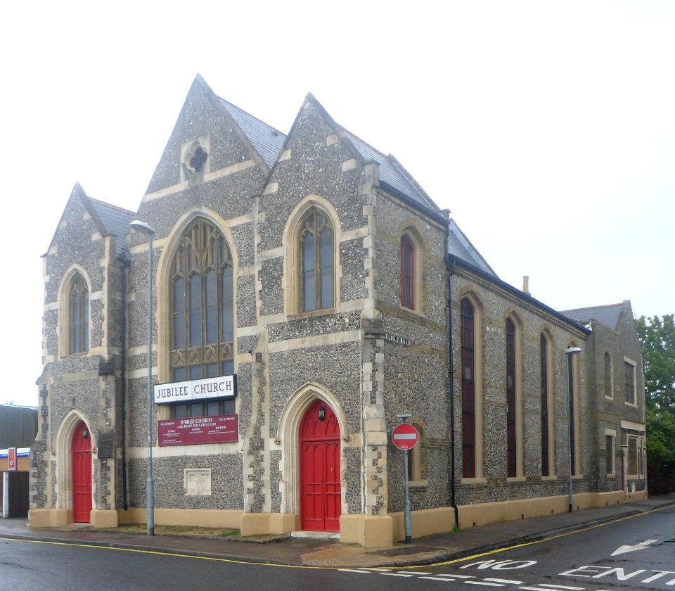 Jubilee Pentecostal Church, Somers Road, Southsea (August 2017) (3)