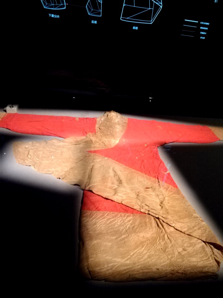 Juan Silk Skirt, Hunan Museum, picture2