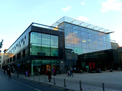 Jubilee Library and Jubilee Square (from Southwest), Brighton (October 2011)