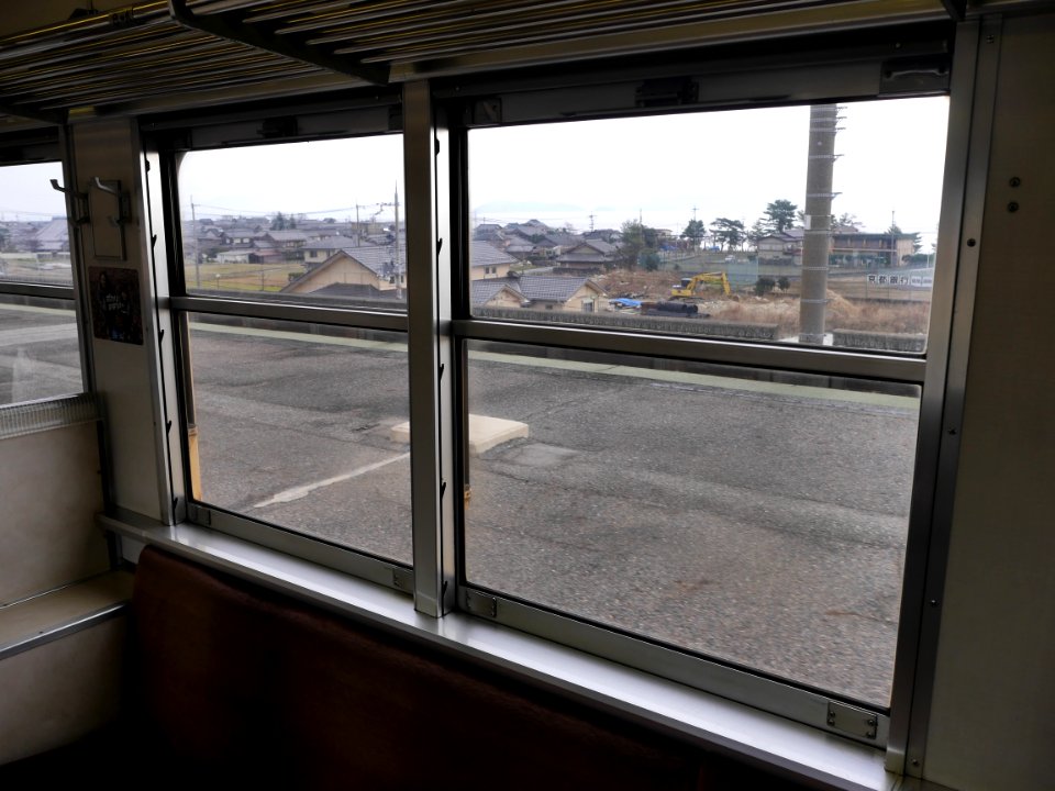 JR West KUHA 117-306 driving trailer inside window