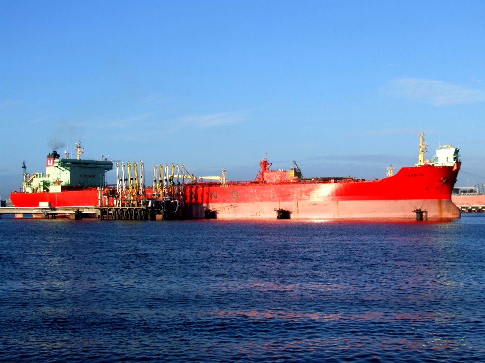 Juanita p9 at the '7e Petroleumhaven', Port of Rotterdam, Holland 30-Sep-2006