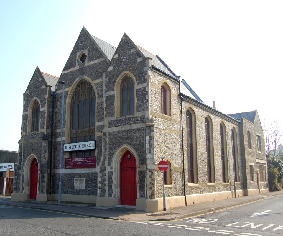 Jubilee Pentecostal Church, Somers Road, Southsea (March 2019) (3)