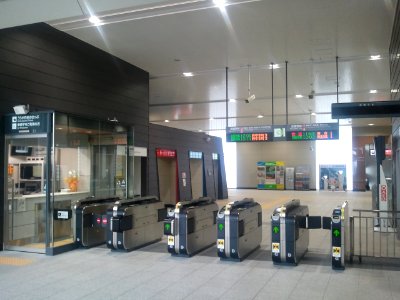 JR Yoshikawa-Minami station ticket gates 20120318