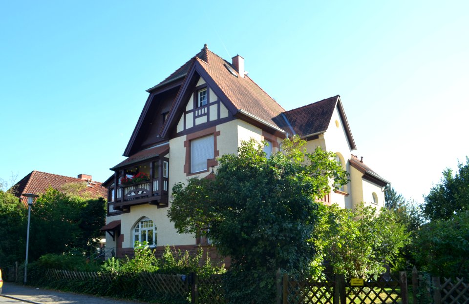 Jugenheim, Burckhardtstraße 46 (1)