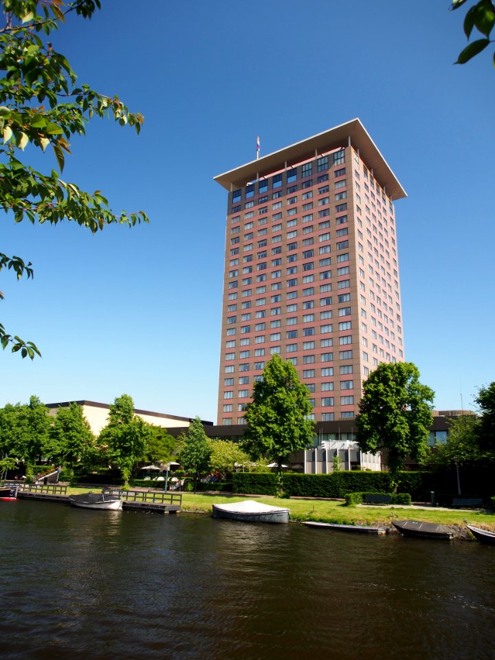 Jozef Israëlskade, Hotel Okura, Amstelkanal pic2