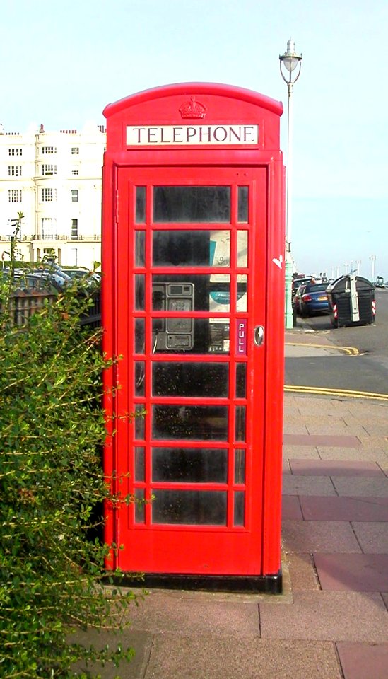 K6 Telephone Kiosk at Bloomsbury Place, Brighton (IoE Code 482117)