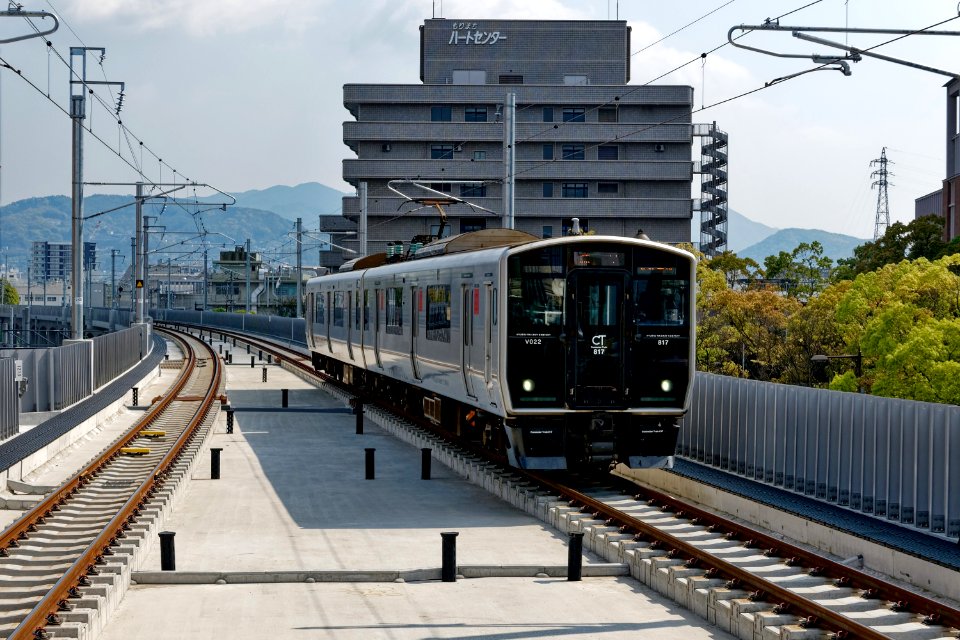 JR Kyushu Type 817 EMU at Nagasaki Mainline 20200407
