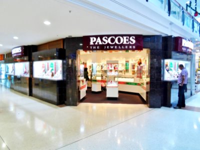 JPG Pascoes the Jewellers Centre Place 2013