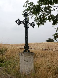 Jubécourt (Clermont-en-Argonne, Meuse) croix de chemin A