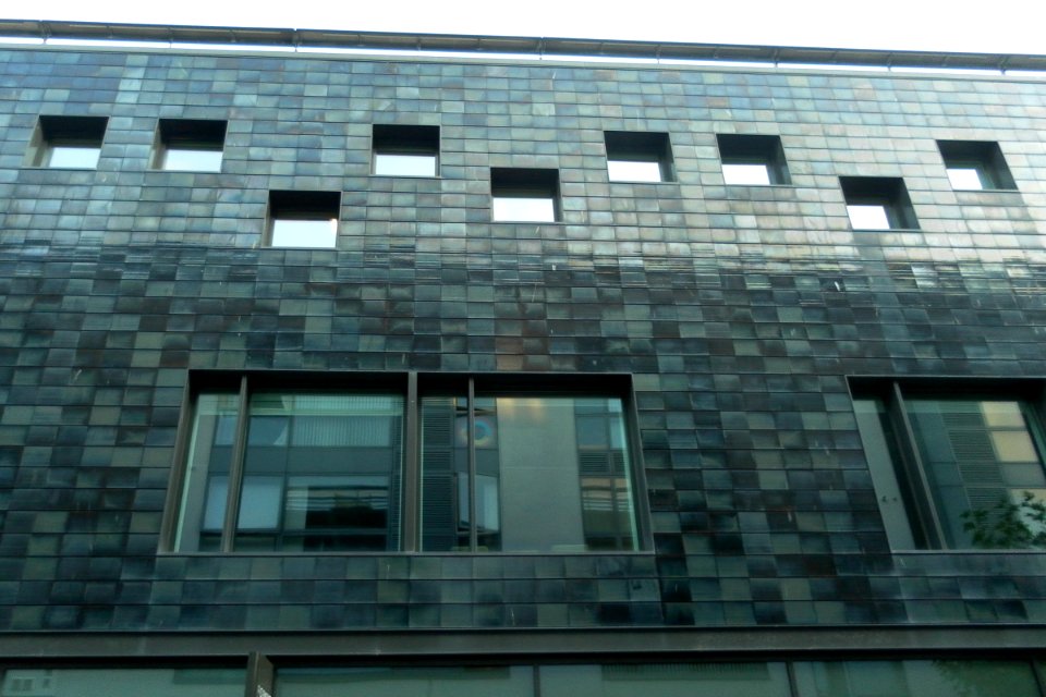 Jubilee Library, Brighton - Detail of Tiling on West Elevation