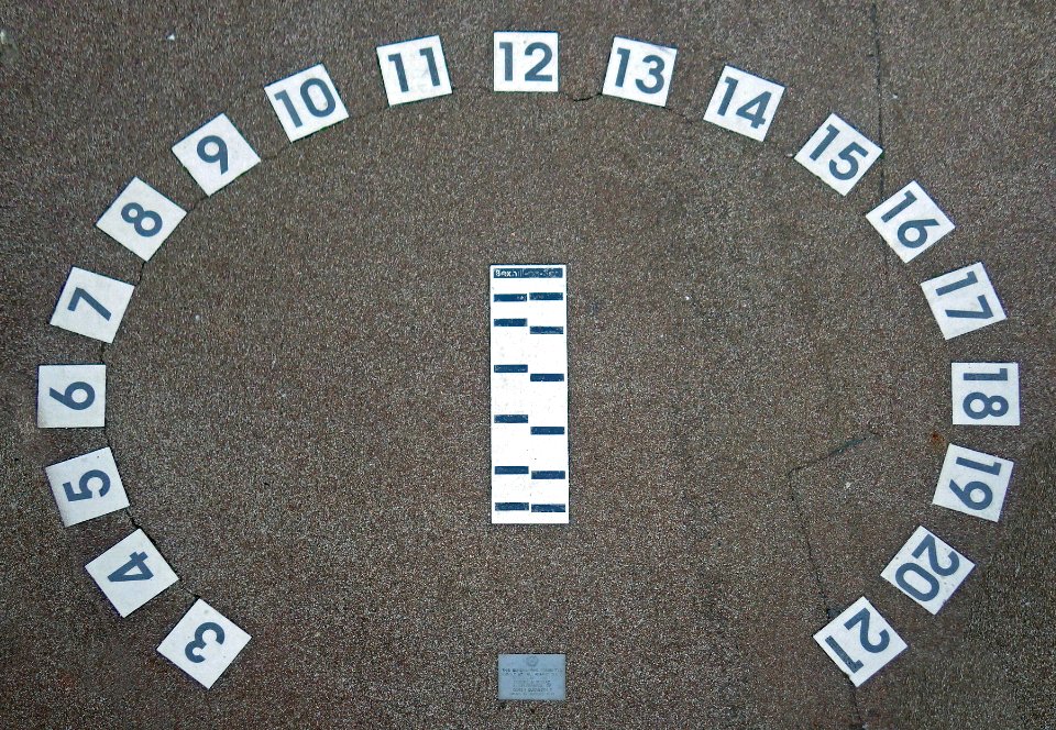 Jubilee Sundial, Bexhill-on-Sea (3)