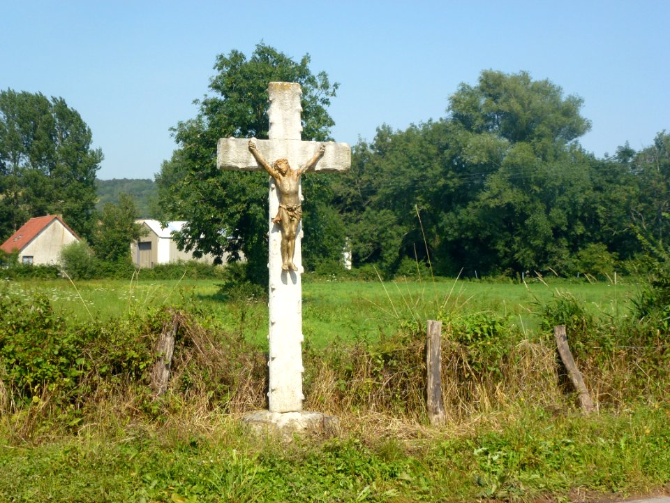 Journy (Pas-de-Calais) croix de chemin, route de Licques