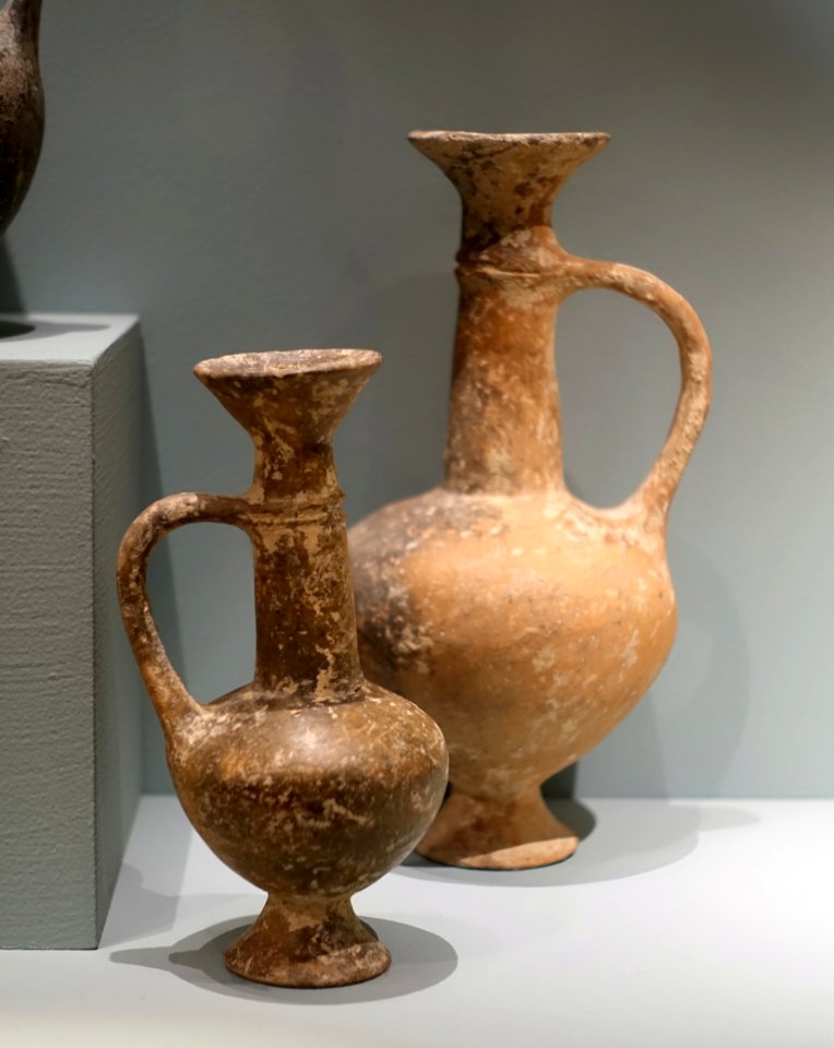 Juglets, Cypriot, Middle Bronze Age, Middle Cypriote II, c. 2000-1600 BC, terracotta - Middlebury College Museum of Art - Middlebury, VT - DSC08009