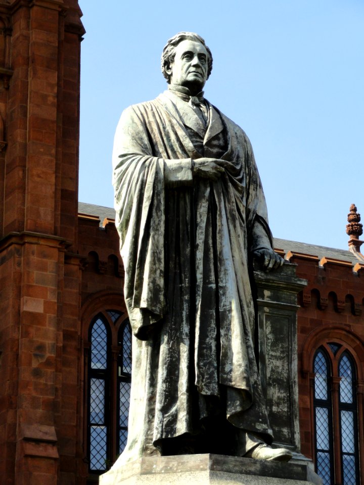 Joseph Henry by William Wetmore Story - Smithsonian - DSC09406