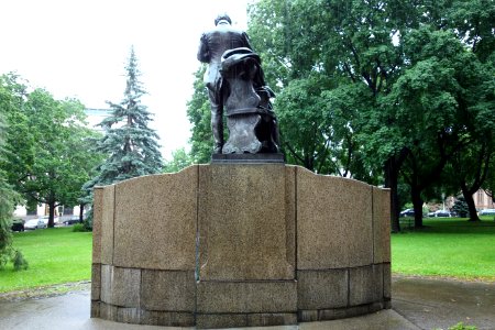 Joseph Henry, Pathfinder in Science - Albany, NY - DSC08390