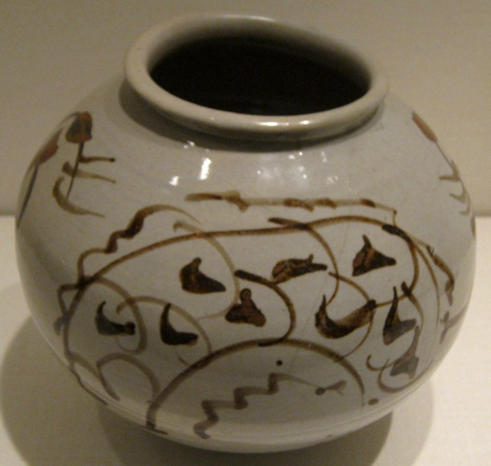 Joseon dynasty jar, 17th century, porcelain, Metropolitan Museum of Art, 2006.254