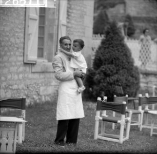 Josephine Baker in Kasteel Les Milandes Noel (kind), Bestanddeelnr 912-6511