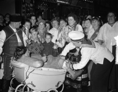 Jordaanfestival vrouwenviswedstrijd, Bestanddeelnr 907-3241